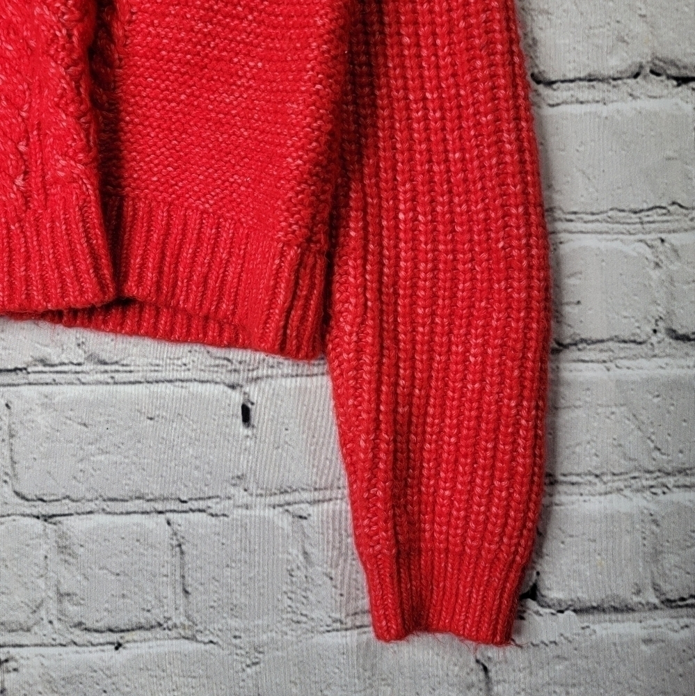 Loft Red Wool Blend‎ Cropped Mock Turtleneck Cable Knit Soft Sweater Size L - Picture 6 of 12